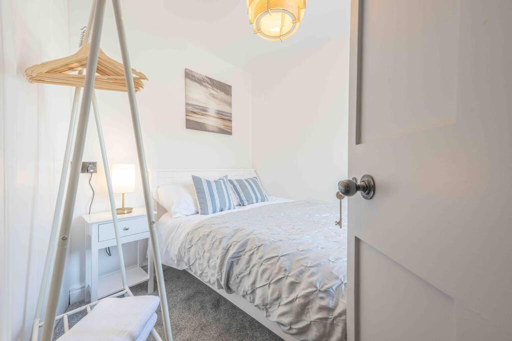The Lymington Sailor'S Cottage Exteriör bild